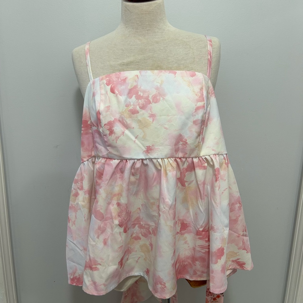 Floral bow top NWT